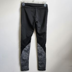 Womens Exercise Leggings, two tone black stretch Size Small